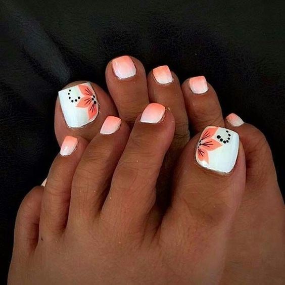 Floral Summer White Toe Nail Design